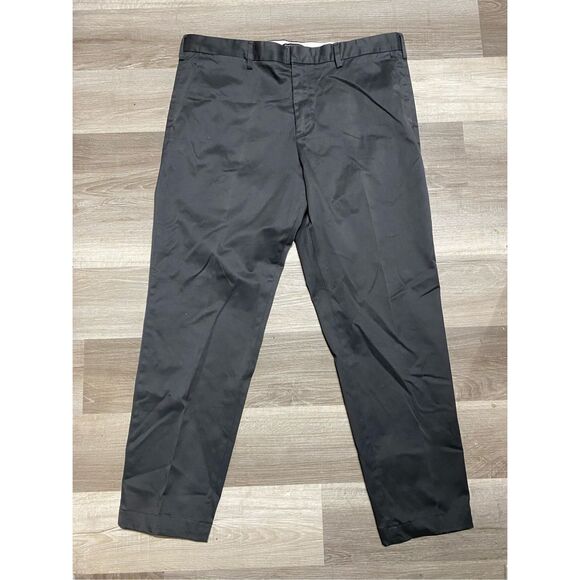 Banana Republic Mason Athletic Tapered Fit in Charcoal Chino Pants, Size 38 x 32 - Picture 2 of 13